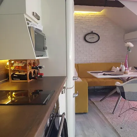 Apartament синьо лято Burgas City