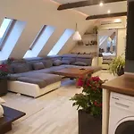 синьо лято