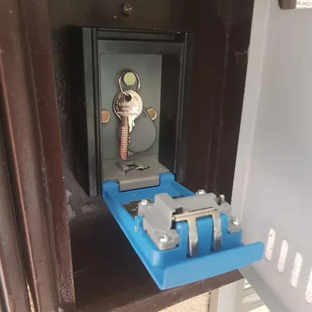 شقة синьо лято *