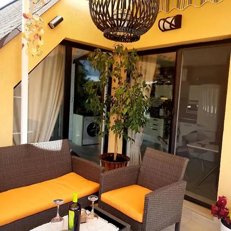 Appartement синьо лято